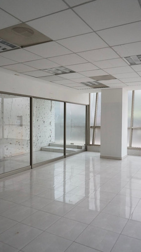 Local En Renta En Interlomas Plaza Victoria (m2lc266)