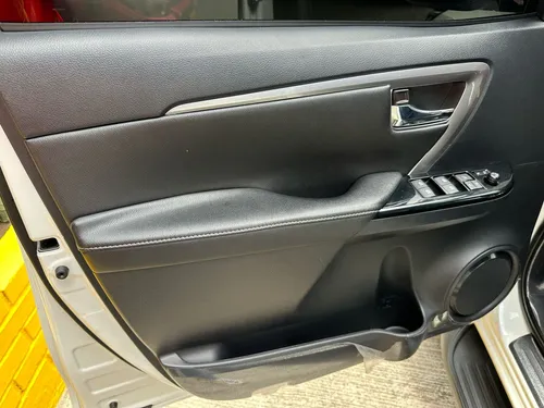 Toyota Fortuner Srx 4.0l Gasolina Blindaje 2plus At Mod 2022
