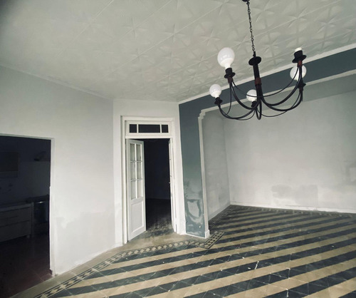 Vendo Casa 2 Dorm. Completamente Reciclada!!!