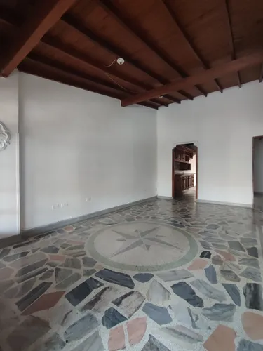 Casa En Arriendo En La Arboleda. Cod A18066