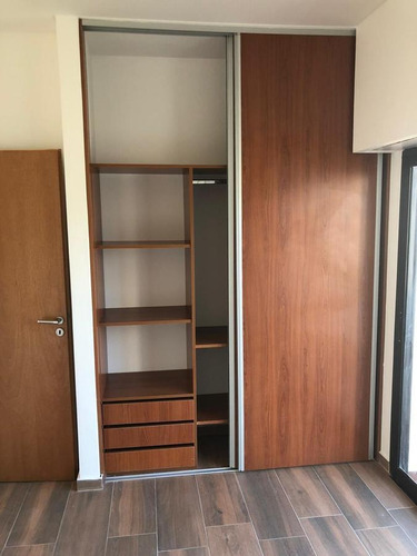 Imagen 9 de 13 de Departamento - La Plata