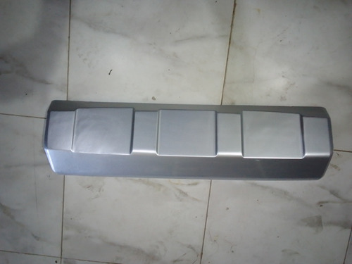 Moldura O Platina Inferior Parachoques Delantero Toyota Fj