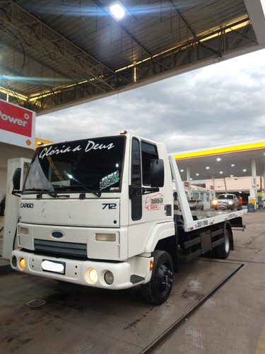 Ford Cargo 712 Guincho Plataforma