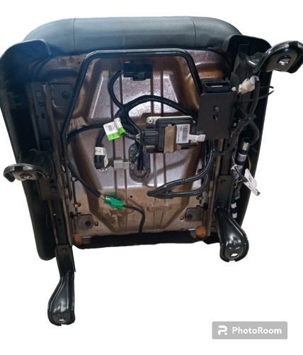 Asiento Derecho Del Ford Escape 2011 Aut Xlt 4x2 V6 3.0l (Usado)
