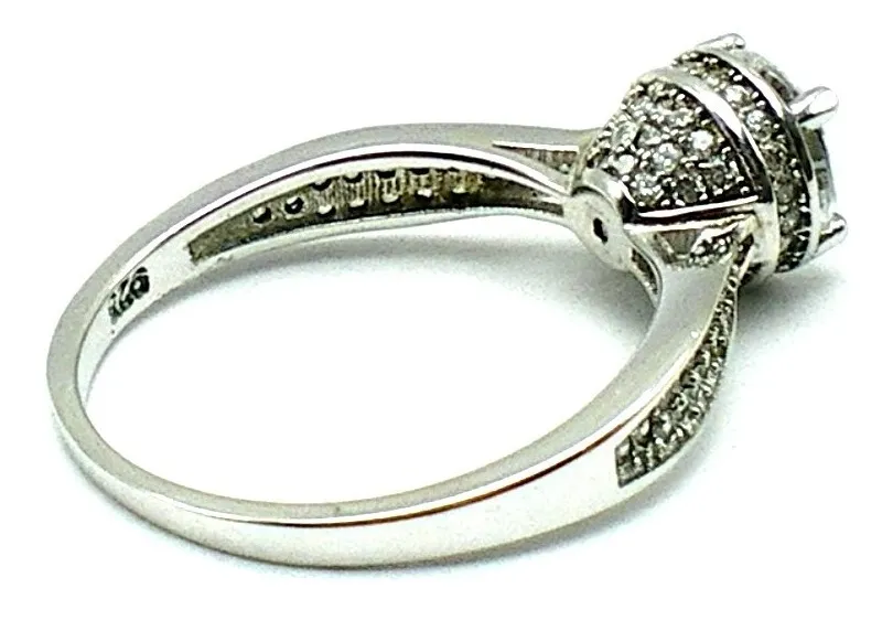Anillo Solitario De Plata 925 Zafiros Blancos Compromiso