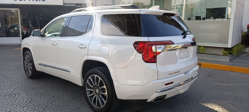 GMC Acadia Denali