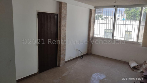 Apartamento En Venta - Raúl Zapata - 23-2566