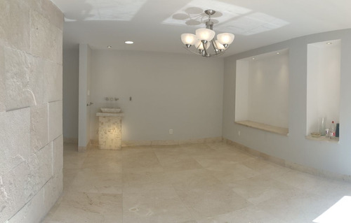 Se Vende O Se Renta Casa Con 7 Recámaras Remodelada En Tecamachalco (v)