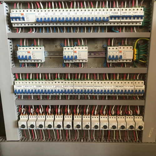 Imagen 7 de 10 de Electrcista Autorizado Cat C