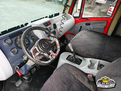 Agrale 9200 Truck Baú 6,50m Mwm Turbo Intercooler Leito 2006