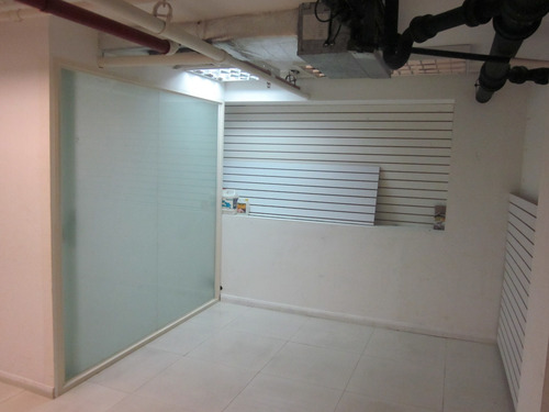 Imagen 6 de 7 de Se Vende Local 97m2 La Castellana 9909