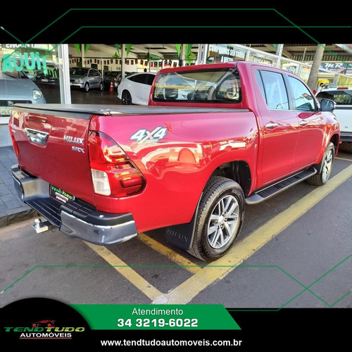 Imagem 4 de 8 de Toyota Hilux Srx 2.8 Vermelho 2016