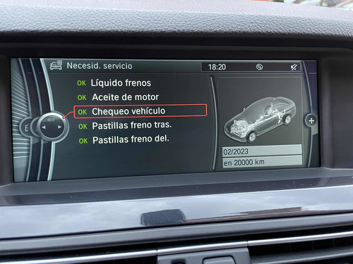 Imagen 8 de 11 de Bmw Serie 5 2012 530i Top Line