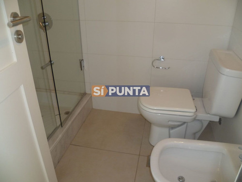 Imagen 8 de 17 de Apartamento En Alquiler En La Barra