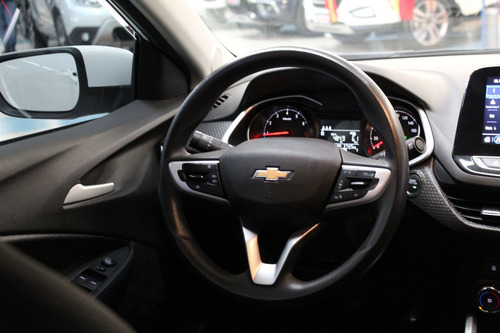 Chevrolet Onix 1.0 PLUS LT