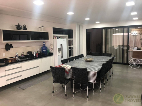 Imagem 9 de 19 de Casa Térrea Alto Padrão- Villa Dumont - Co00065