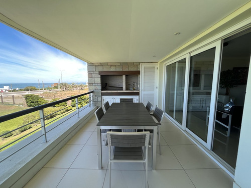 Imagen 2 de 22 de Departamento En Venta En Playa Mansa