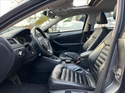Volkswagen Jetta 2.0 Tsi Highline 211cv