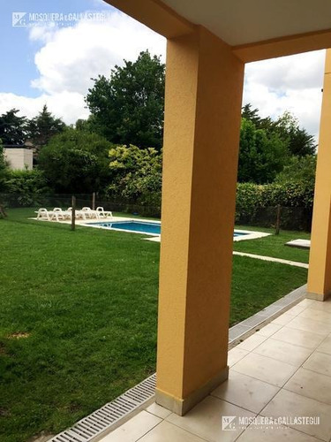 Imagen 5 de 25 de Vta / Alq - Excelente Casa En Talar Del Lago 1