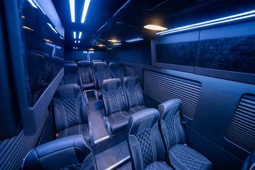 Sprinter Xl 2025 De Royal Van Edicion Especial Touring Vip