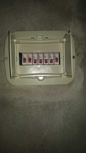 Imagem 8 de 10 de Eletricista E E Pequenos Reparos, Manutençao Hidraulica