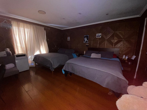 Casa En Venta De 13 Dorm. En Colina