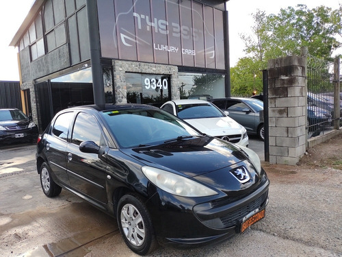 Peugeot 207 1.4 Xr 2010