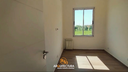 Casa 4 Dorms A Estrenar En Comarcas De Luján San Roque