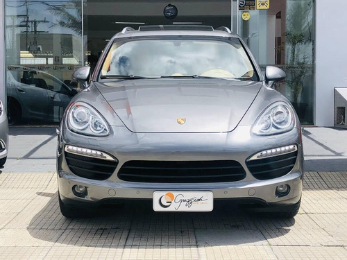 Porsche Cayenne V8