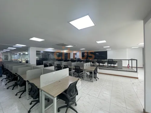 Locales En Arriendo Itaguí 643-7479285