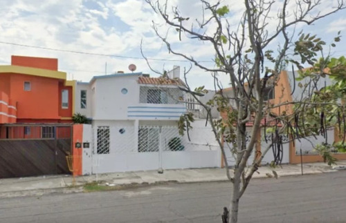 Casa En Venta Av. Paseo Floresta Pte Floresta Veracruz/recuperación Bancaria E96