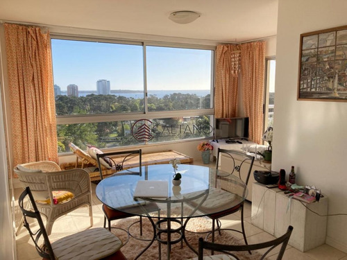 Imagen 4 de 12 de Apartamento En Alquiler Anual Y Venta Playa Mansa Punta Del Este 2 Dormitorios, 2 Baños - Punta Del Este Roosevelt