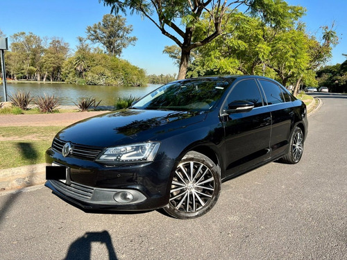 Imagen 4 de 15 de Volkswagen Vento 2.0 Sportline Tsi 200cv