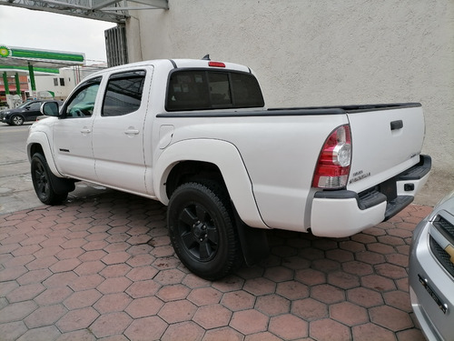 Imagen 4 de 10 de Toyota Tacoma Trd Sport 2015
