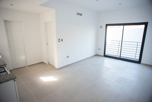 Imagen 10 de 21 de Venta Departamento 2 Ambientes Financiado Quilmes