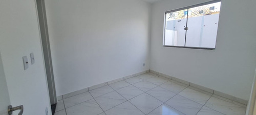 Imagem 4 de 18 de Ótima Área Privativa No Xangrilá . - 4871