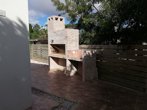 Piriapolis - Barrio Country - A Estrenar - 279m2