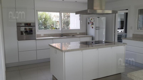 Imagen 4 de 20 de El Ombu | 6 Dorm.| 2 Suite 4 En Semi Suite