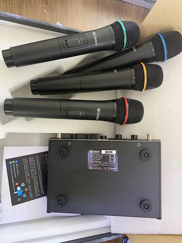 Sistema De Micrófono Inalámbrico Debra Audio Pro Uhf De 4...