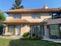 Comprar Amplia Casa Sector Estoril Con Excelente Conectividad