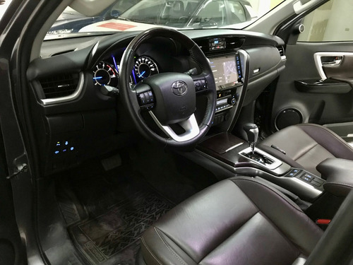 Toyota SW4 2.8 Srx 177cv 4x4 7as At