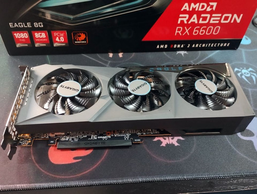 Placa De Vídeo Gigabyte Radeon Rx 6600 Eagle Amd, 8gb Gddr6 (Usado)