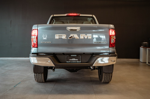 RAM Ram 1200 2.4T Big Horn Crew Cab Rwd At