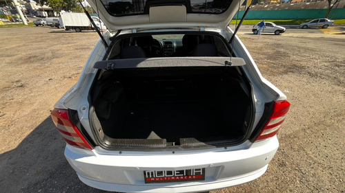 Chevrolet Astra Astra Hatch Advantage 2.0 (Flex)