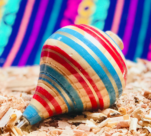 6 Trompos Artesanales De Madera Con Cuerda Incluida