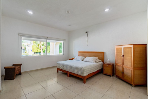 Vendo Casa En Condominio, En Cuernavaca, A Un Paso De Sumiya