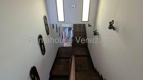 Casa En Venta Los Naranjos Mls # 25-18296 Christian Szotyori