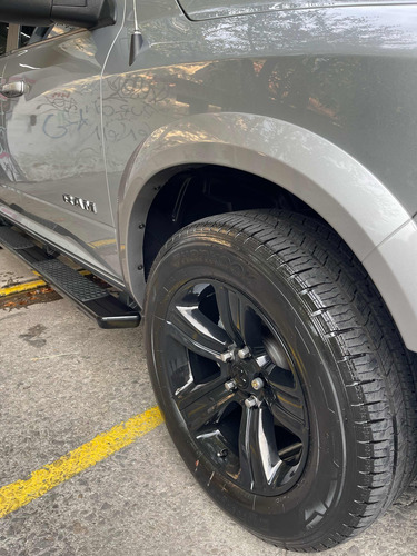 RAM 1500 5.7 Laramie Atx V8