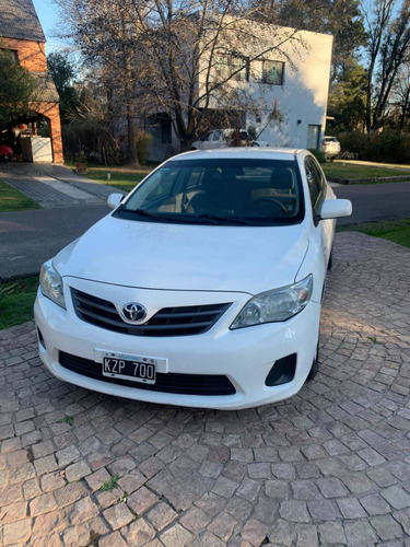 Imagen 2 de 13 de Toyota Corolla Xli 2012