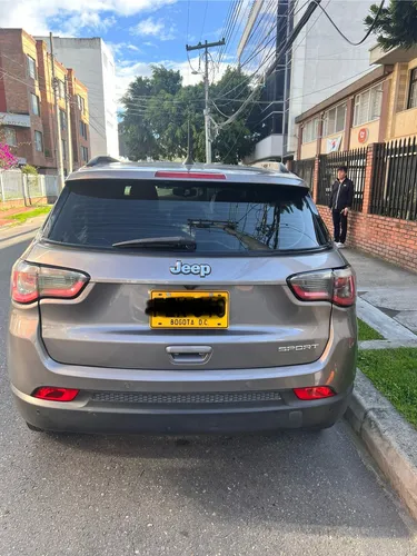 Jeep Compass 2.4 Sport 4x2